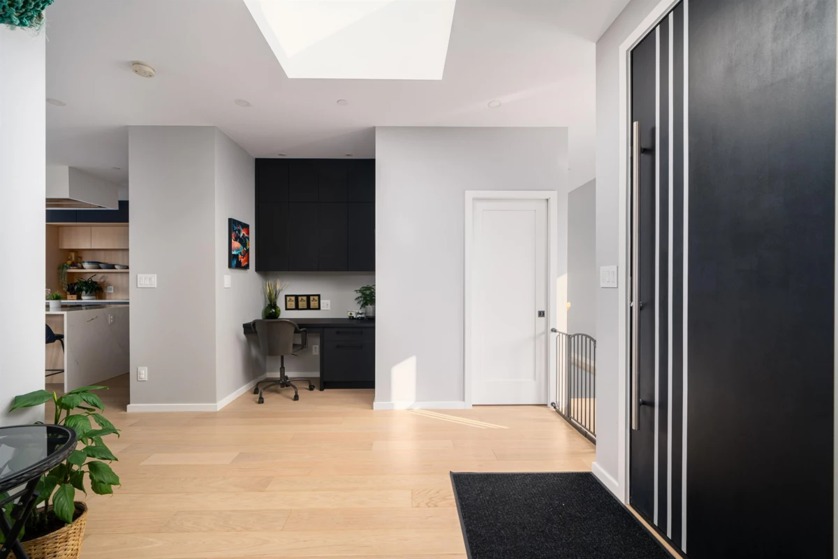 Kitchen Photo of 873 Rivendell Drive, Bowen Island, BC