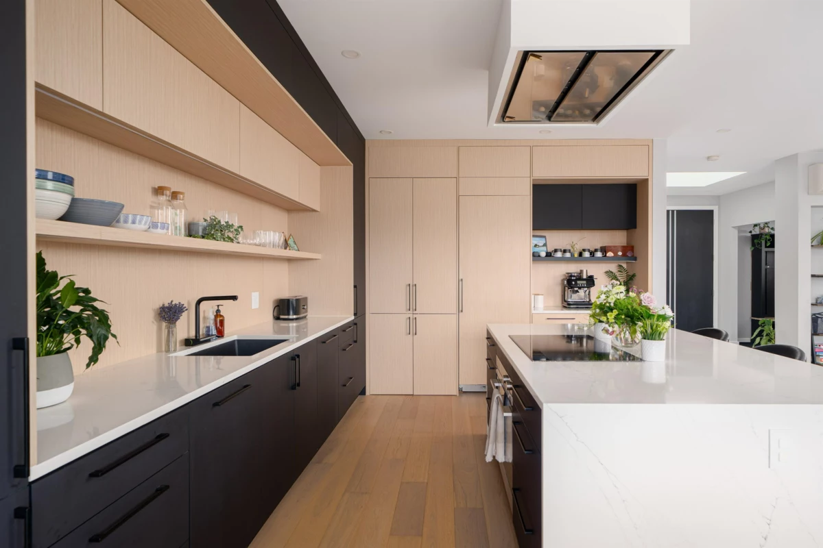 Primary Bathroom Photo of 873 Rivendell Drive, Bowen Island, BC