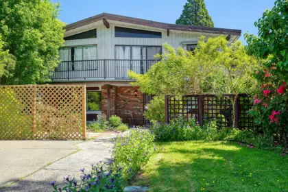 10540 Seamount Road, Richmond, BC, Richmond — Single Family Residence for sale
