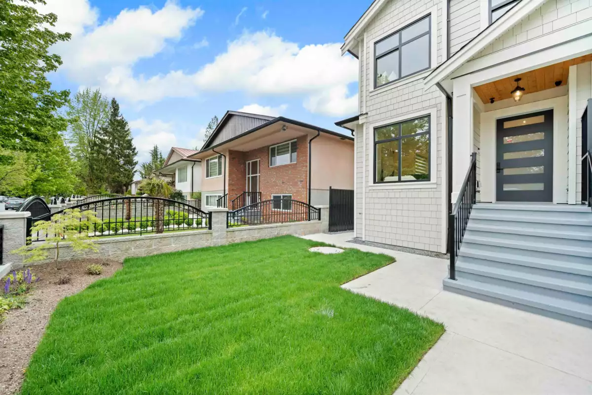 Exterior Rear Photo of 3498 E 49th Avenue, Vancouver, BC