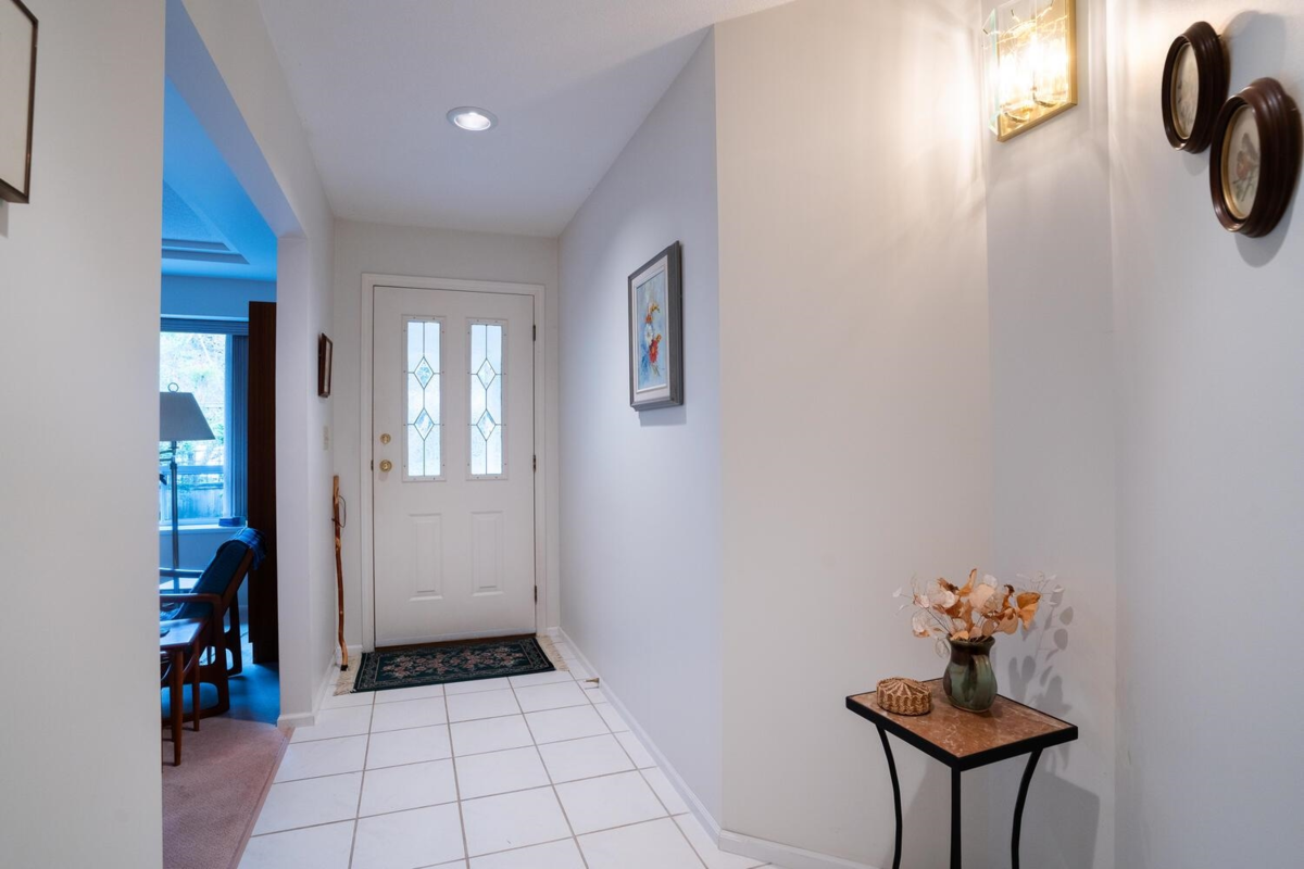 Loft / Bonus Room Photo of 1570 Enderby Avenue, Delta, BC