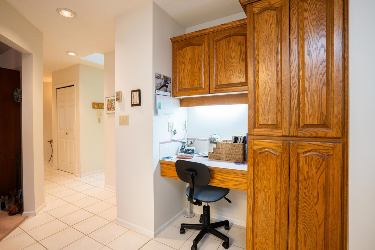 Walk-In Closet Photo of 1570 Enderby Avenue, Delta, BC