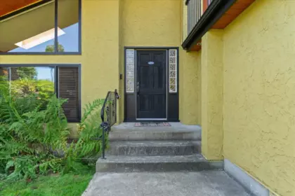 34970 Douglas Avenue, Mission, BC, Mission — Single Family Residence for sale