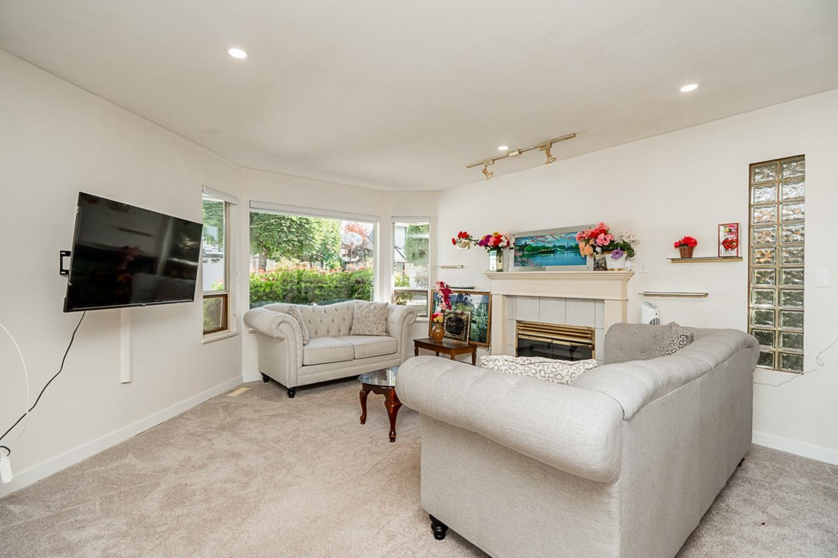Breakfast Nook Photo of 165 3160 Townline Road, Abbotsford, BC