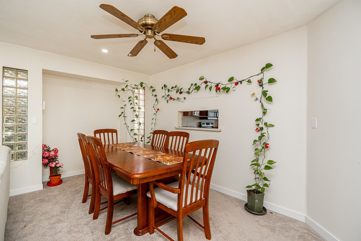 Primary Bathroom Photo of 165 3160 Townline Road, Abbotsford, BC
