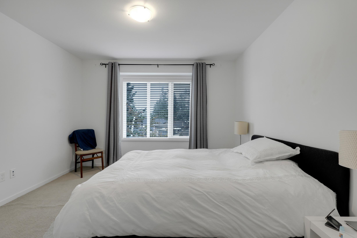 Basement Recreation Room Photo of 39 15268 28 Avenue, Surrey, BC