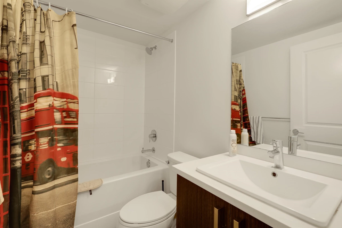 Entry Foyer Photo of 39 15268 28 Avenue, Surrey, BC