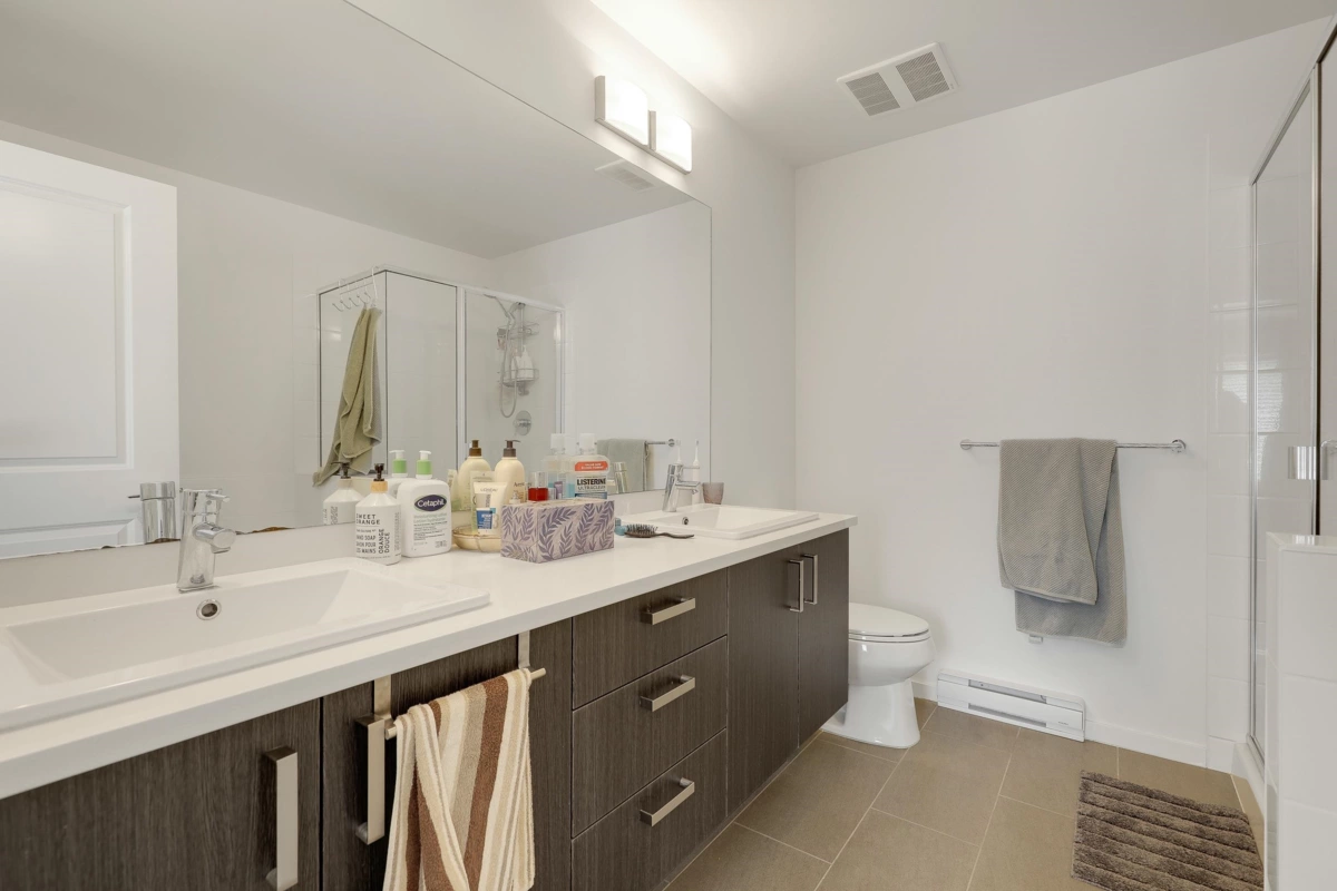 Powder Room Photo of 39 15268 28 Avenue, Surrey, BC