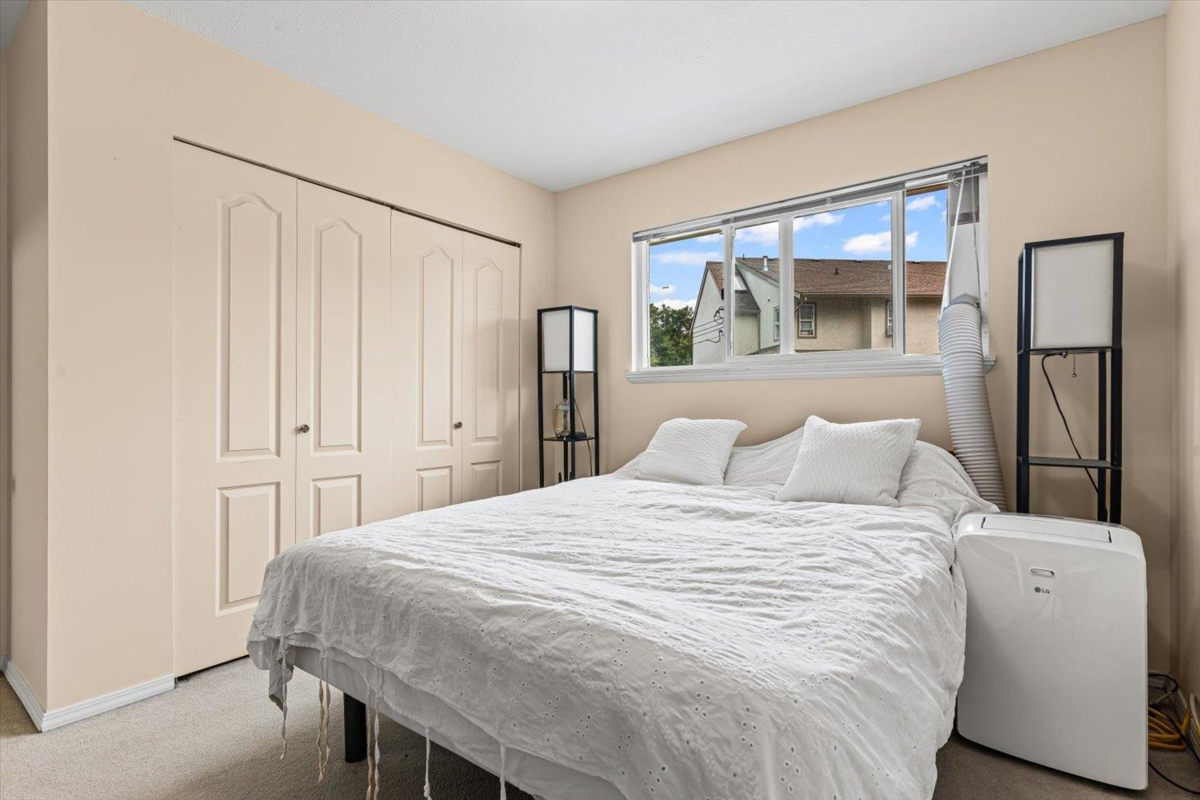 Breakfast Nook Photo of 2 1656 Agassiz-Rosedale Highway No 9 Highway, Agassiz, BC