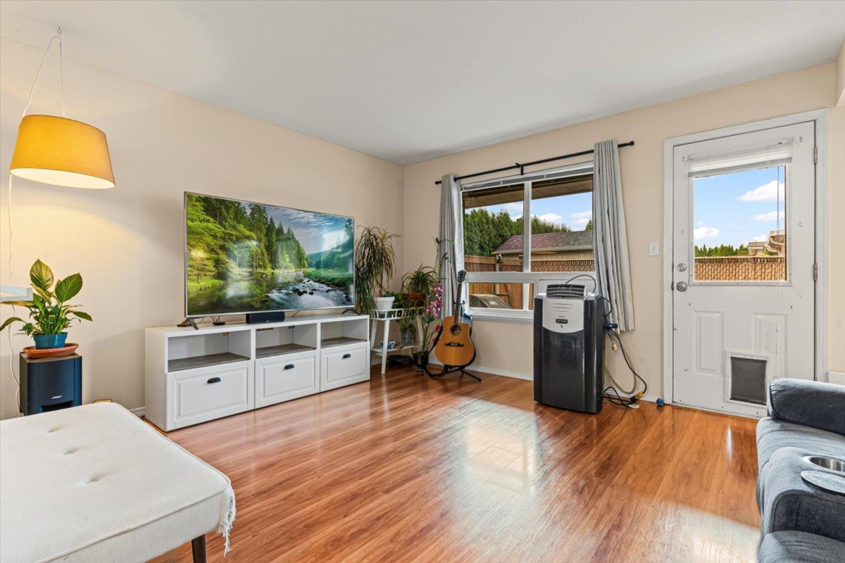 Powder Room Photo of 2 1656 Agassiz-Rosedale Highway No 9 Highway, Agassiz, BC