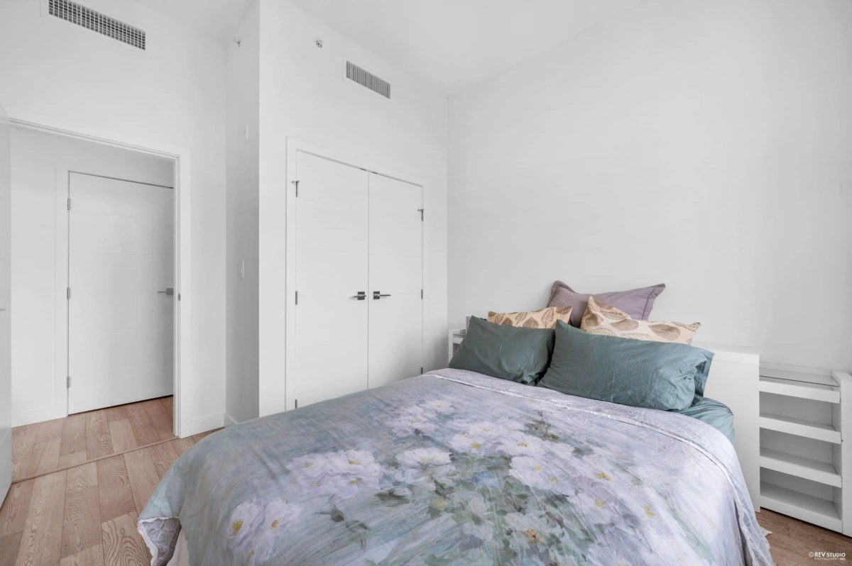 Hallway Photo of 604 5077 Cambie Street, Vancouver, BC