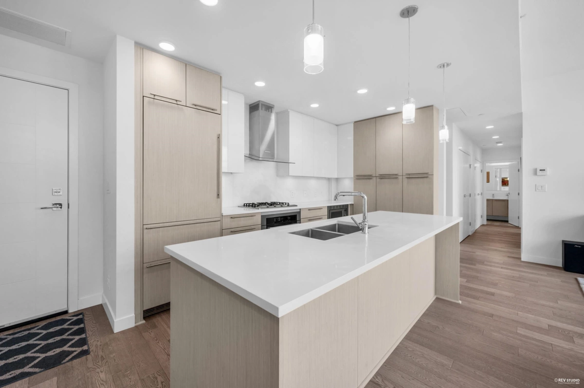 Kitchen Island Photo of 604 5077 Cambie Street, Vancouver, BC