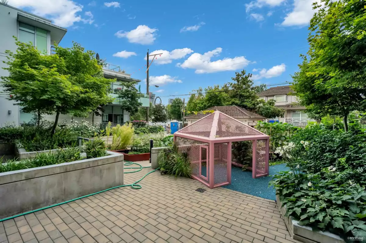 Neighborhood Park Photo Near 604 5077 Cambie Street, Vancouver, BC