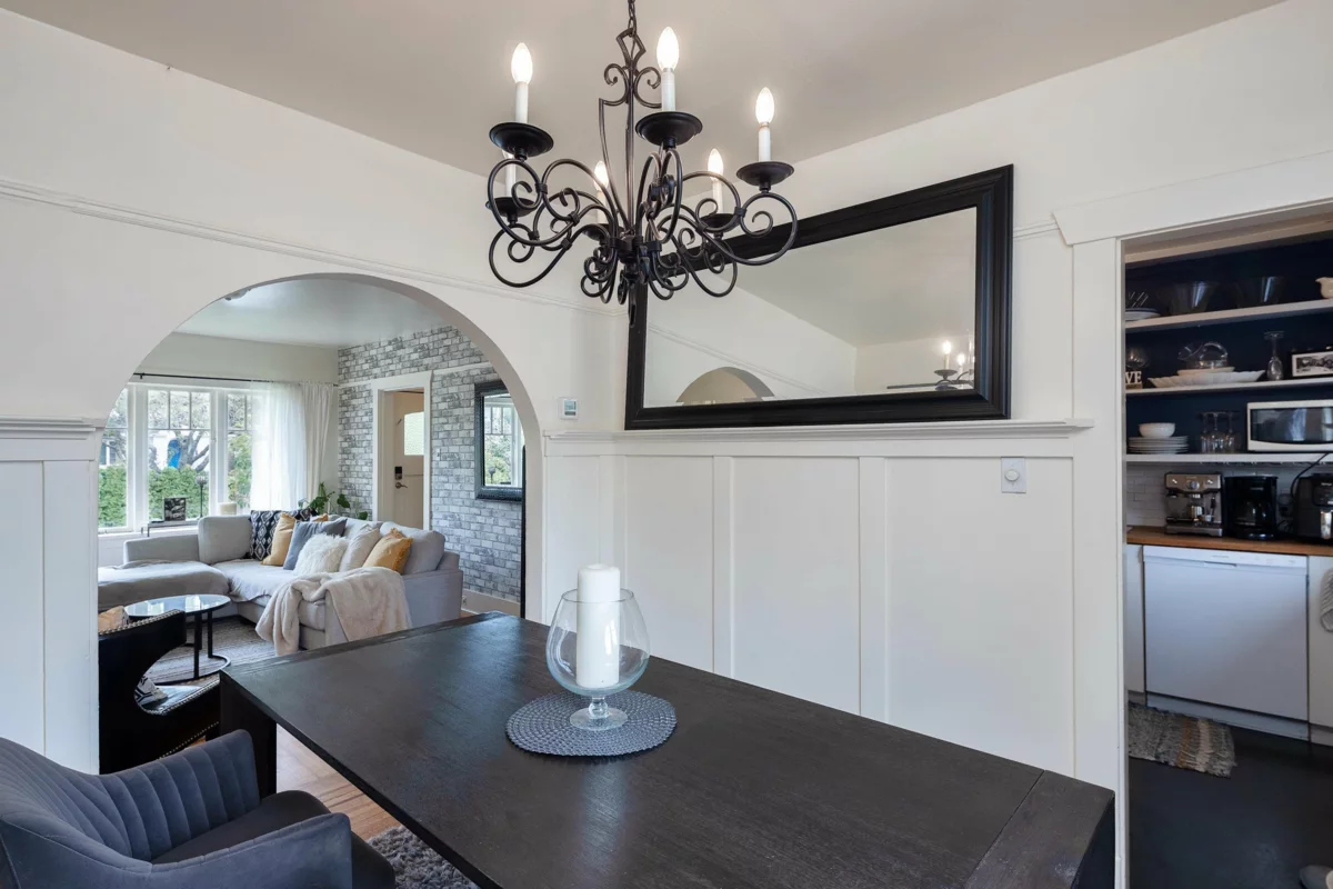 Living Room Photo of 1325/27 Laburnum Street, Vancouver, BC