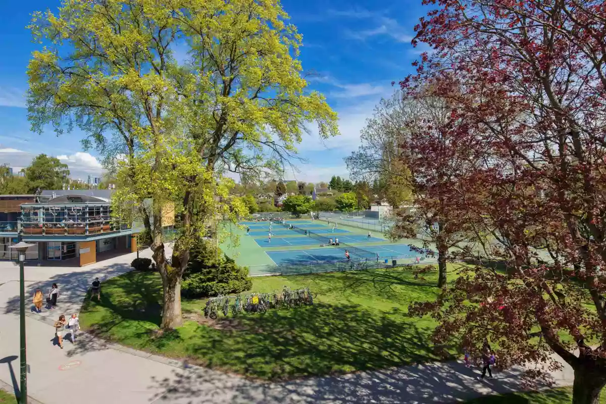 Staircase Photo of 1325/27 Laburnum Street, Vancouver, BC