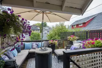 Breakfast Nook Photo of 1325/27 Laburnum Street, Vancouver, BC