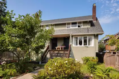 1325/27 Laburnum Street, Vancouver, BC, Vancouver — Single Family Residence for sale