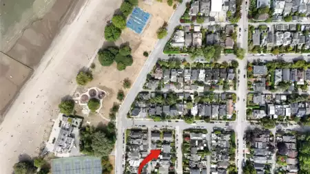 Outdoor Patio Photo of 1325/27 Laburnum Street, Vancouver, BC