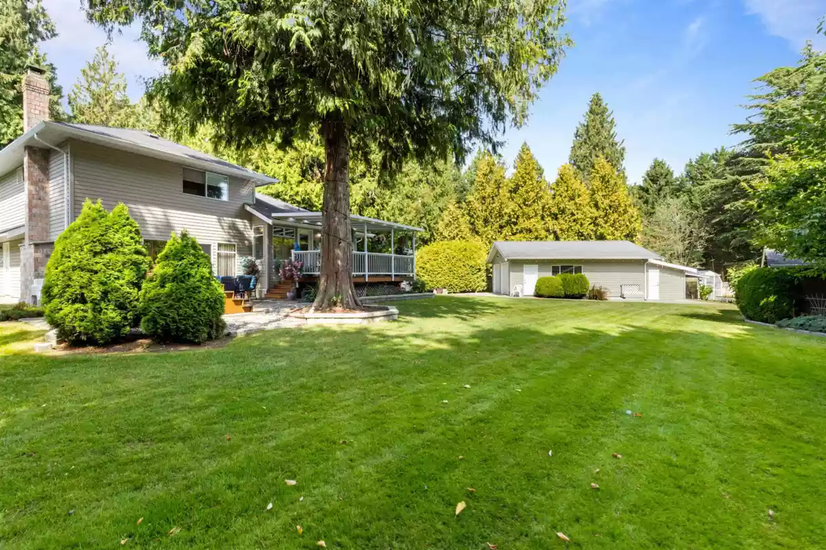 Living Room Photo of 7324 149a Street, Surrey, BC
