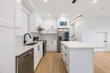 1 3096 Vanness Avenue, Vancouver, BC, Vancouver — Half Duplex for sale