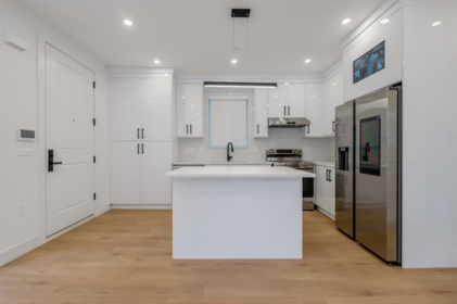 1 3096 Vanness Avenue, Vancouver, BC, Vancouver — Half Duplex for sale
