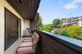 204 341 W 3rd Street, North Vancouver, BC