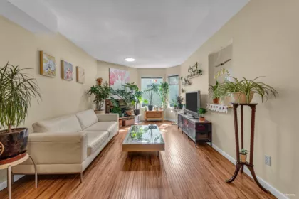 14 8751 Bennett Road, Richmond, BC, Richmond — Townhouse for sale