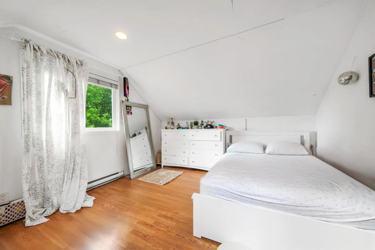 Bedroom 4 Photo of 2903 W 42nd Avenue, Vancouver, BC