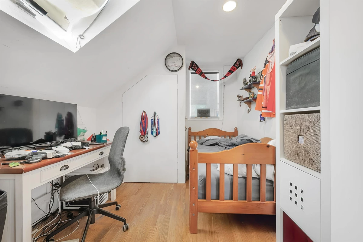 Guest Bathroom Photo of 2903 W 42nd Avenue, Vancouver, BC