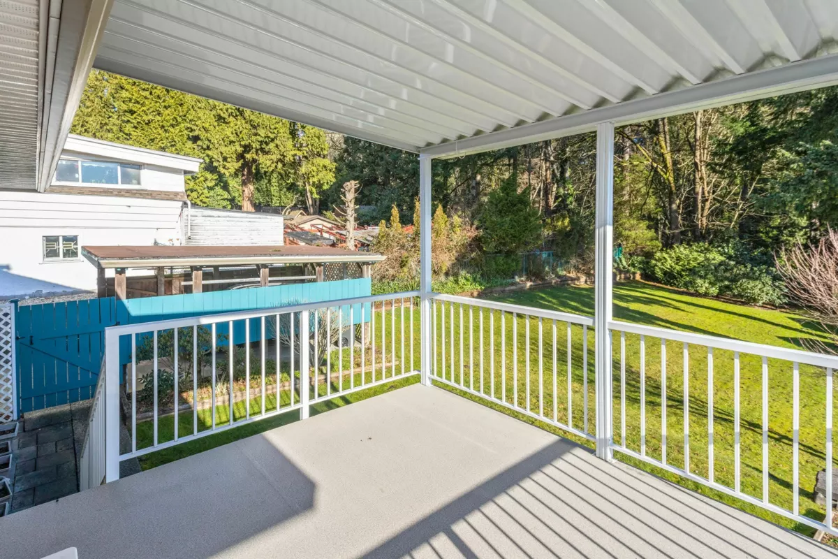 Basement Recreation Room Photo of 8222 Joffre Avenue, Burnaby, BC