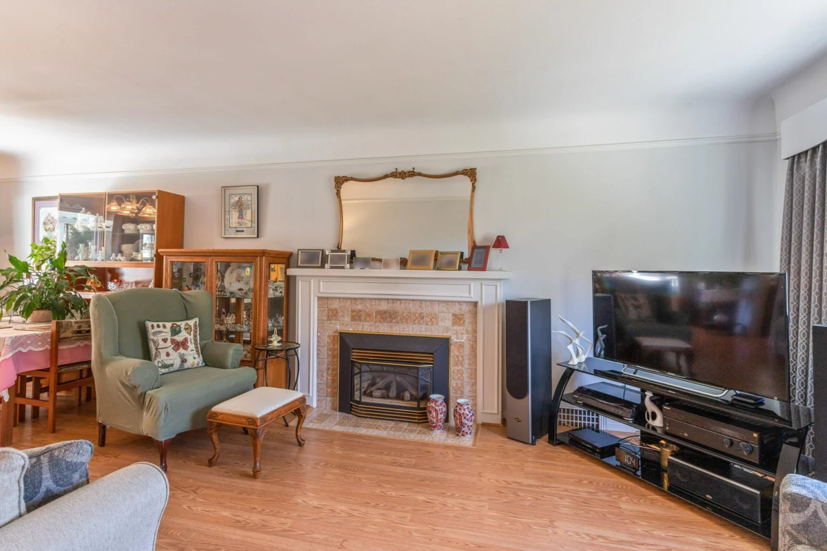 Family Room Photo of 8222 Joffre Avenue, Burnaby, BC