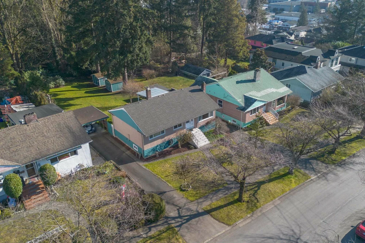 Garden / Landscaping Photo of 8222 Joffre Avenue, Burnaby, BC
