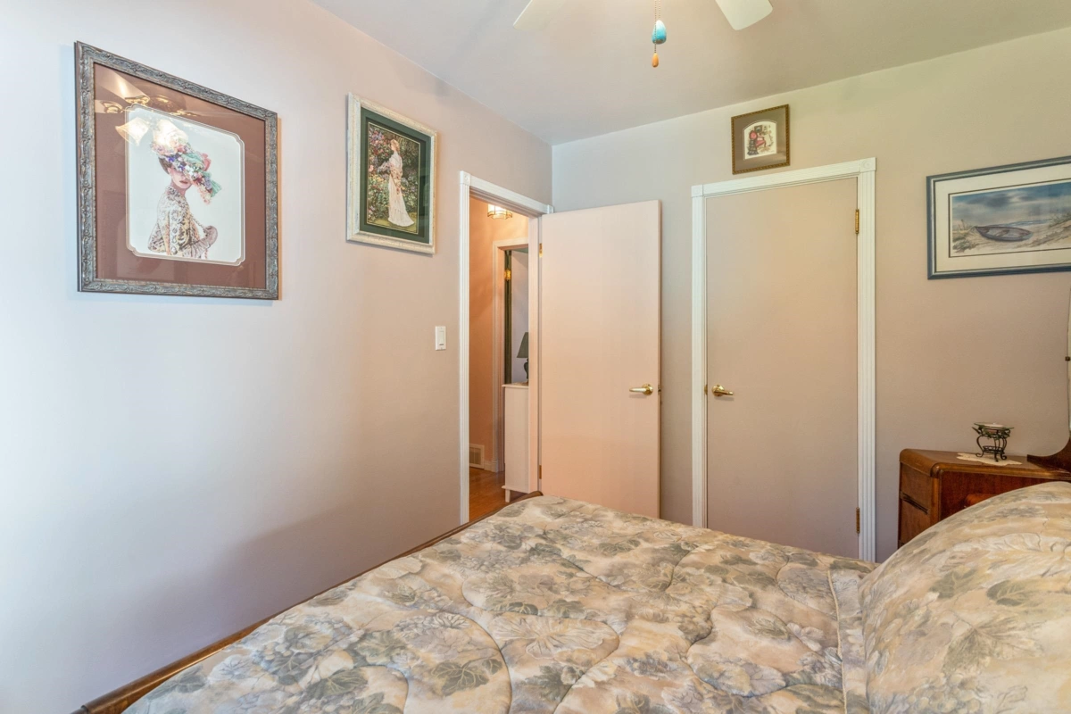 Guest Bathroom Photo of 8222 Joffre Avenue, Burnaby, BC