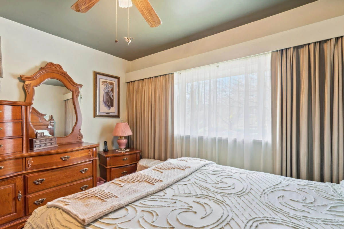 Primary Bathroom Photo of 8222 Joffre Avenue, Burnaby, BC