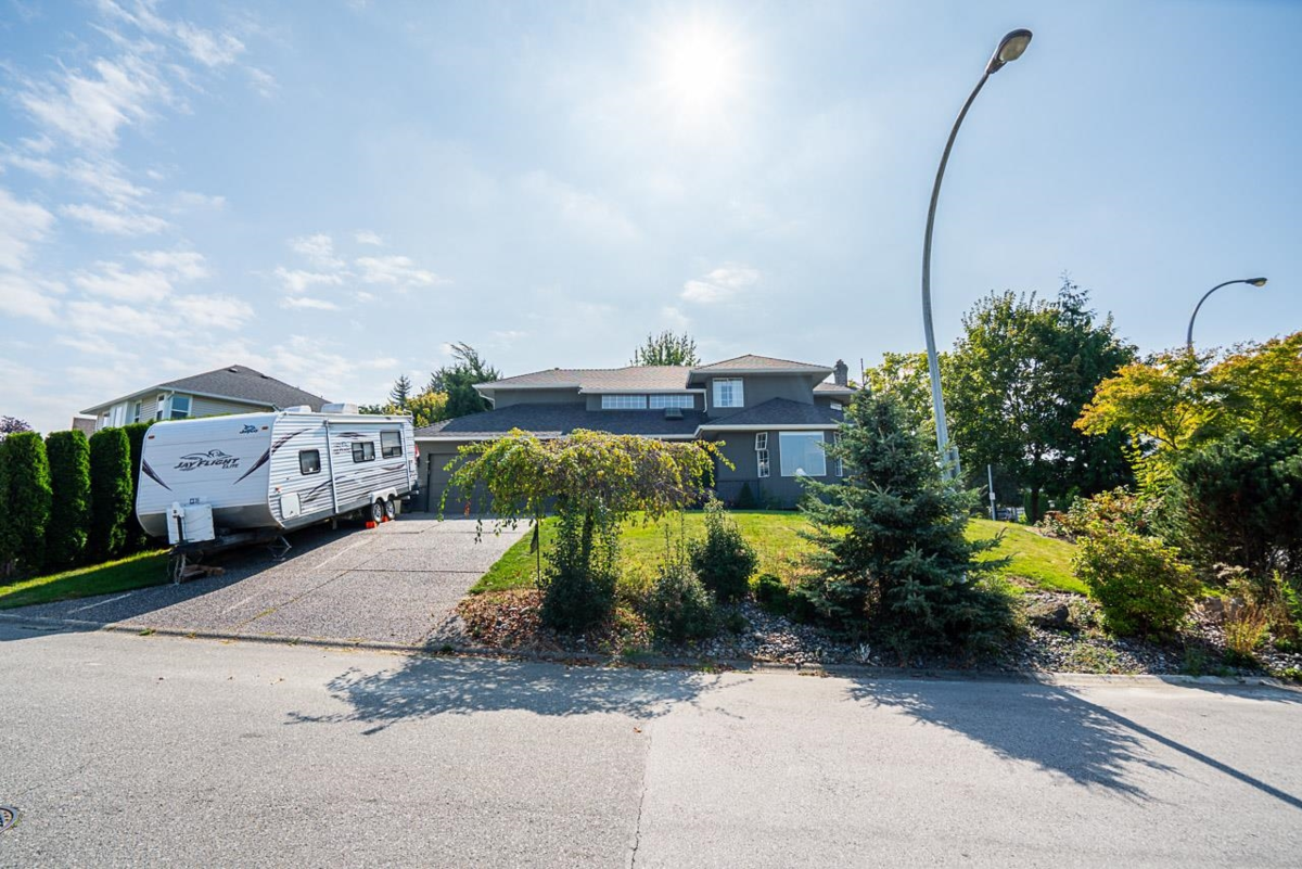 Living Room Photo of 6556 Claytonhill Place, Surrey, BC