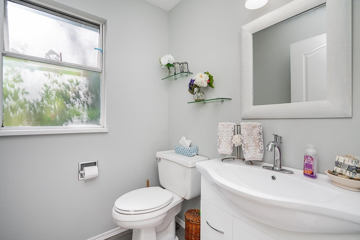 Office / Den Photo of 6556 Claytonhill Place, Surrey, BC