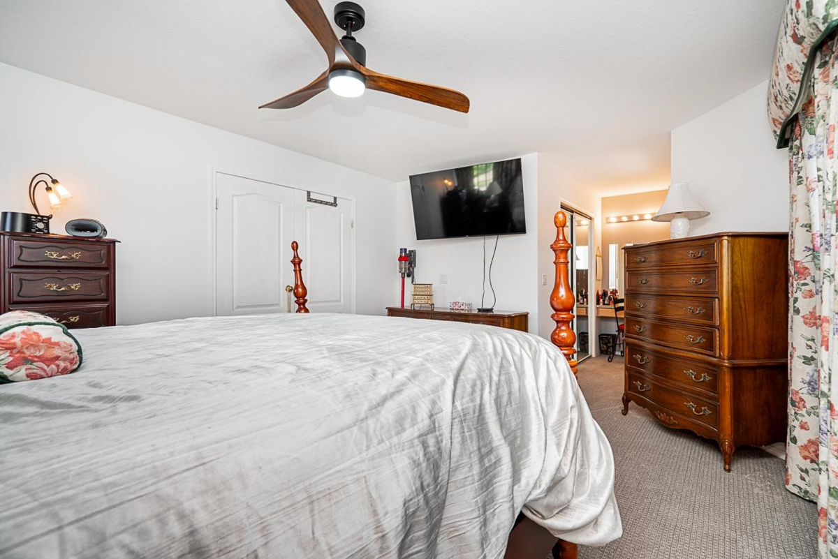 Staircase Photo of 6556 Claytonhill Place, Surrey, BC