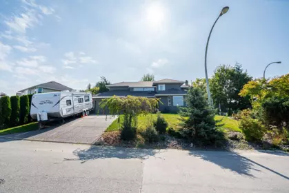 6556 Claytonhill Place, Surrey, BC, Surrey — Single Family Residence for sale