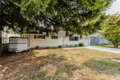 7980 112 Street, Delta, BC, Delta — Single Family Residence for sale