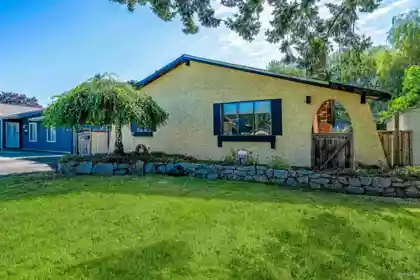 19966 52 Avenue, Langley, BC, Langley — Single Family Residence for sale