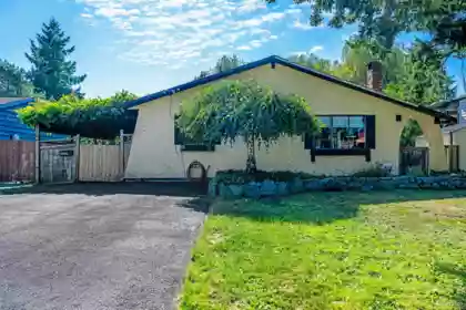 19966 52 Avenue, Langley, BC, Langley — Single Family Residence for sale
