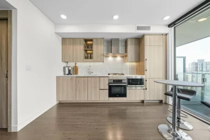 1804 89 Nelson Street, Vancouver, BC, Vancouver — Apartment/Condo for sale