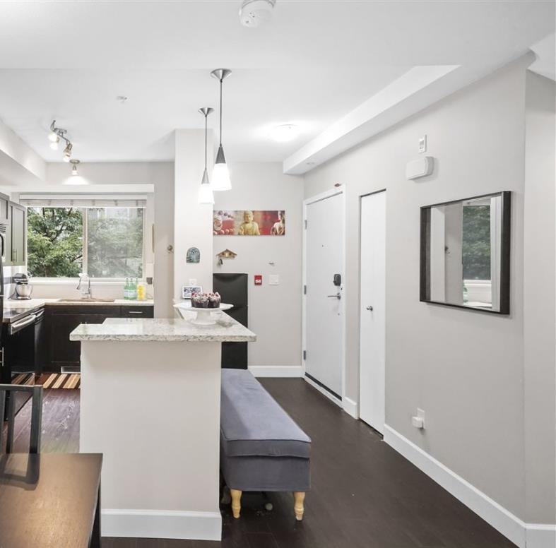 Family Room Photo of 228 2108 Rowland Street, Port Coquitlam, BC