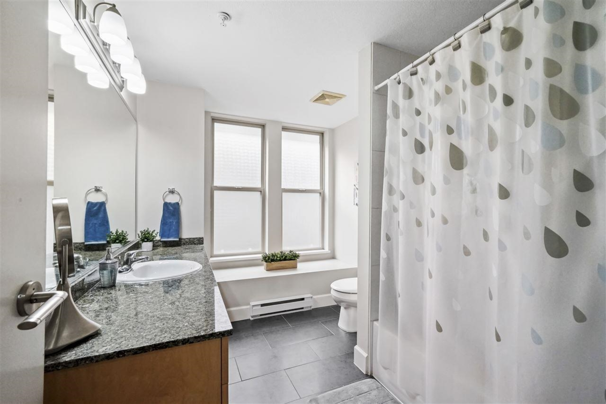 Office / Den Photo of 228 2108 Rowland Street, Port Coquitlam, BC