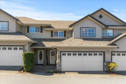 100 46360 Valleyview Road, Chilliwack, BC, Chilliwack — Townhouse for sale