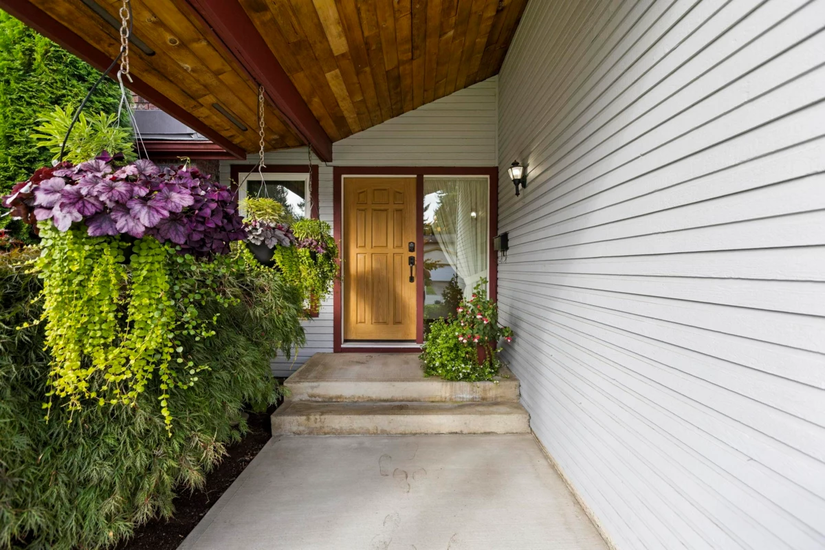 Dining Area Photo of 8985 145 Street, Surrey, BC