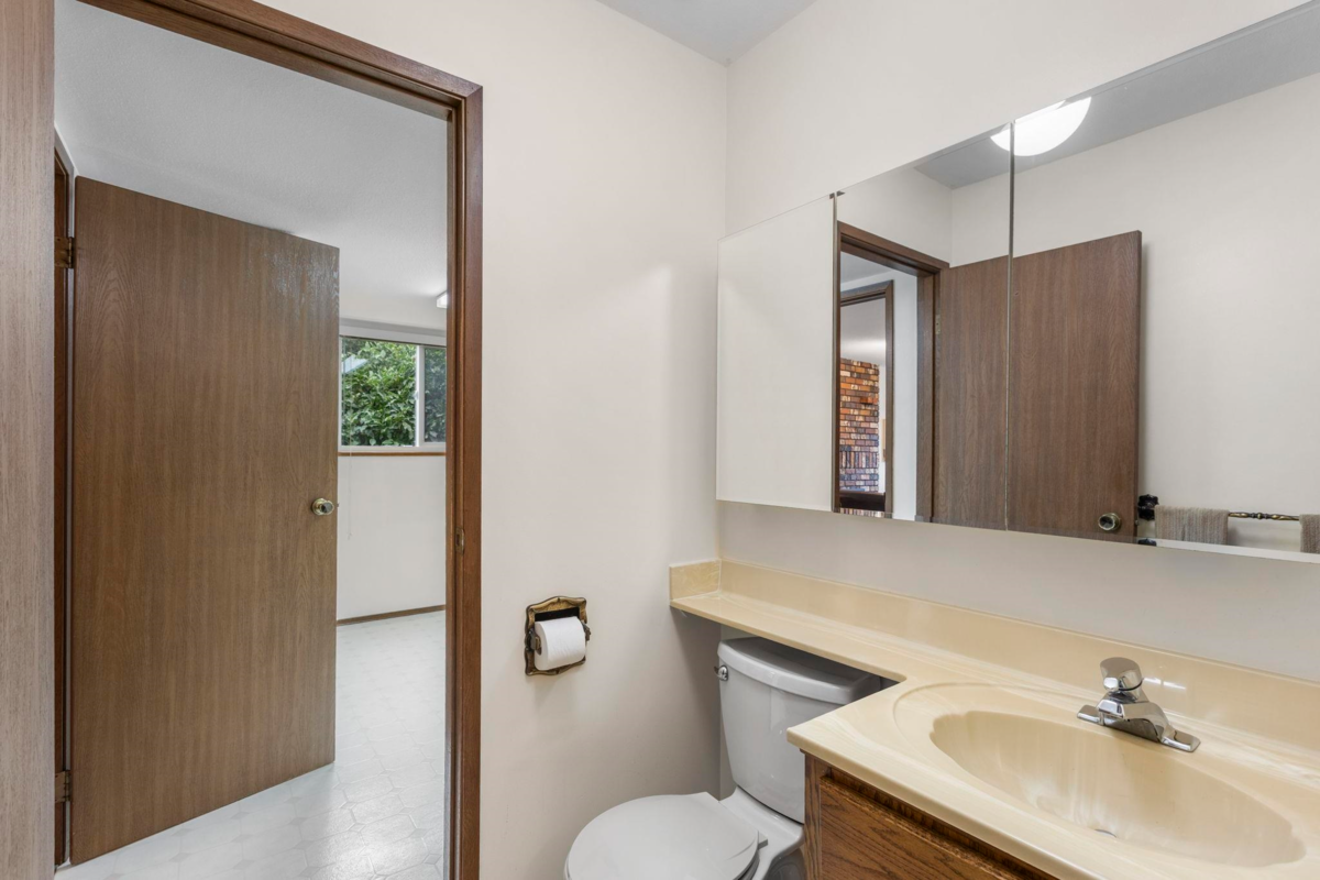 Front Yard Photo of 8985 145 Street, Surrey, BC