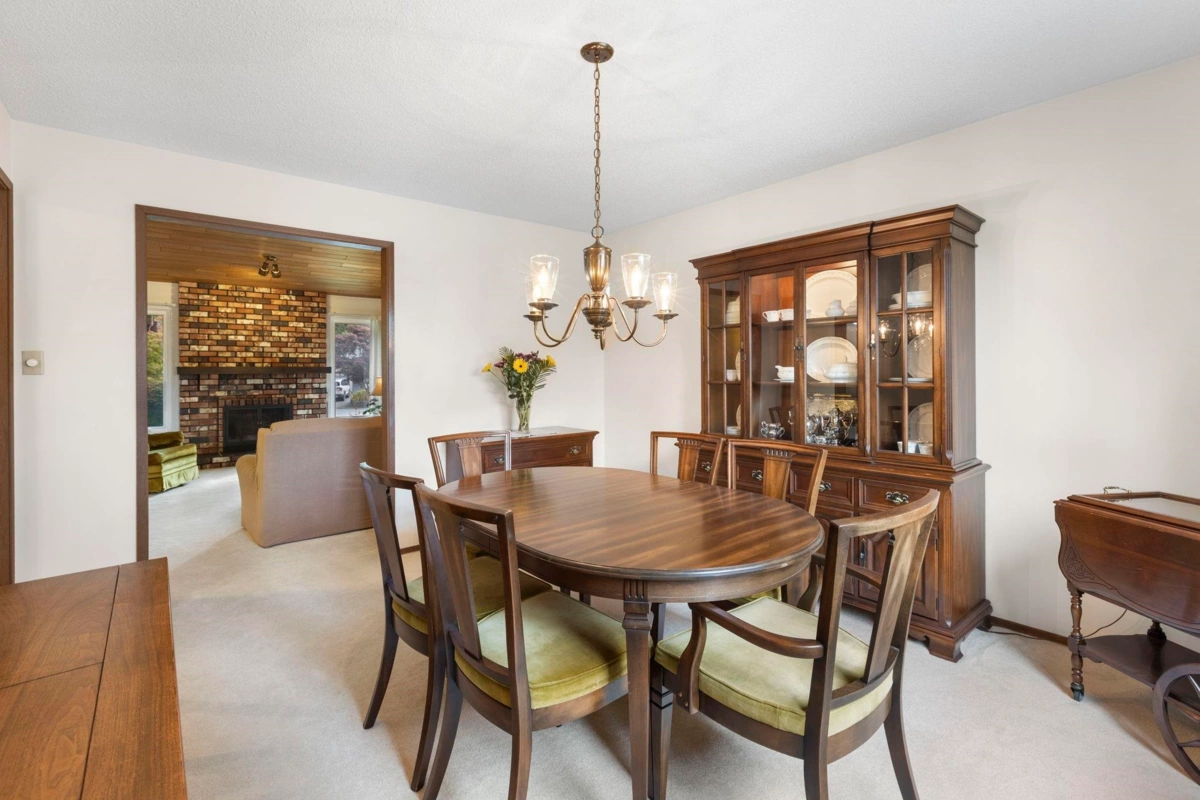 Guest Bathroom Photo of 8985 145 Street, Surrey, BC