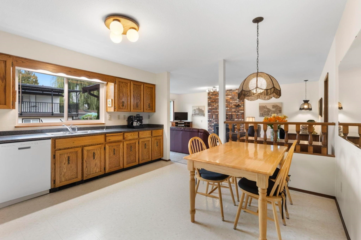 Primary Bathroom Photo of 8985 145 Street, Surrey, BC