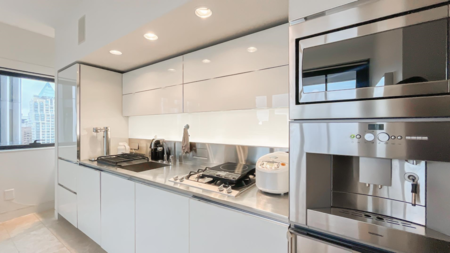 Kitchen Island Photo of 2005 838 W Hastings Street, Vancouver, BC